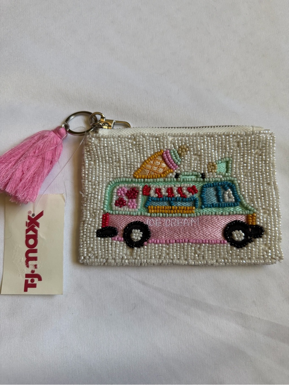 White Beaded Ice Cream Van Coin Pouch with Pink Tassel - Picture 1 of 1